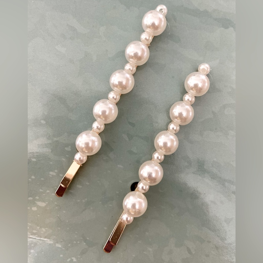 Pearls Bobby pins